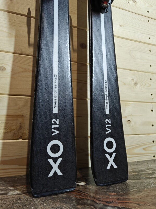 LYŽE XO SWISS SKI V12 L BLACK 166CM